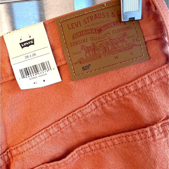 LEVI’S PREMIUM 501 Cropped - NWT - Picture 3 of 6